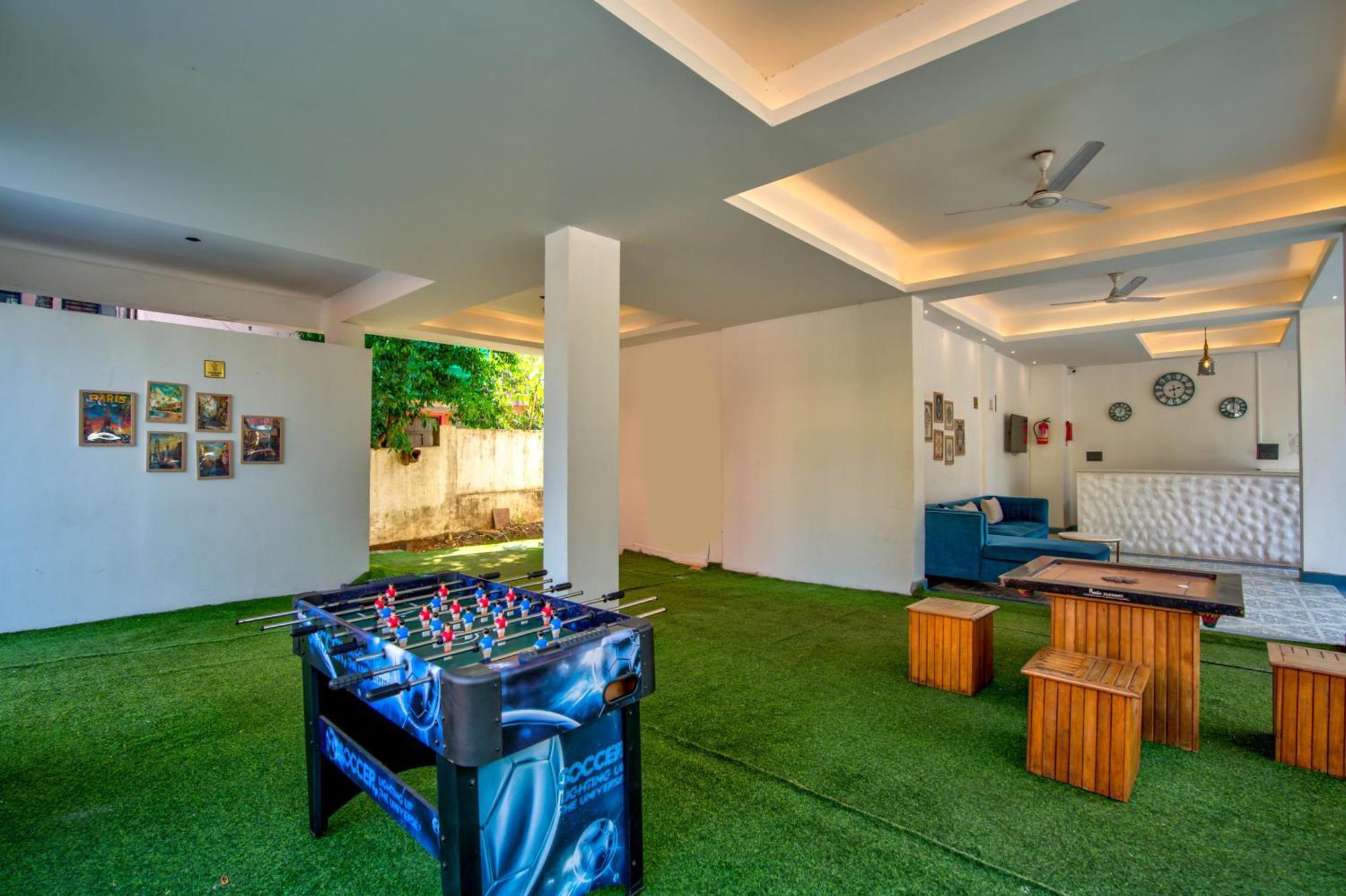 Hotel Pajaros Blu Calangute Bagian luar foto